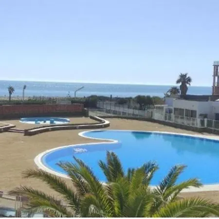 Lydia Playa Sunset Attitude 乐巴凯尔斯