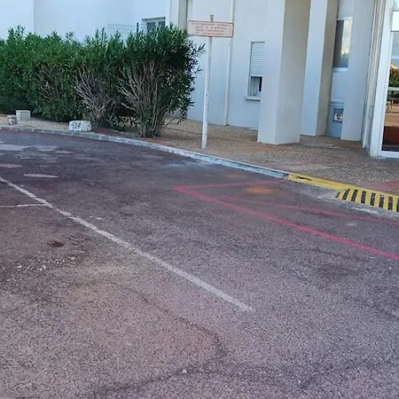 Lydia Playa Sunset Attitude